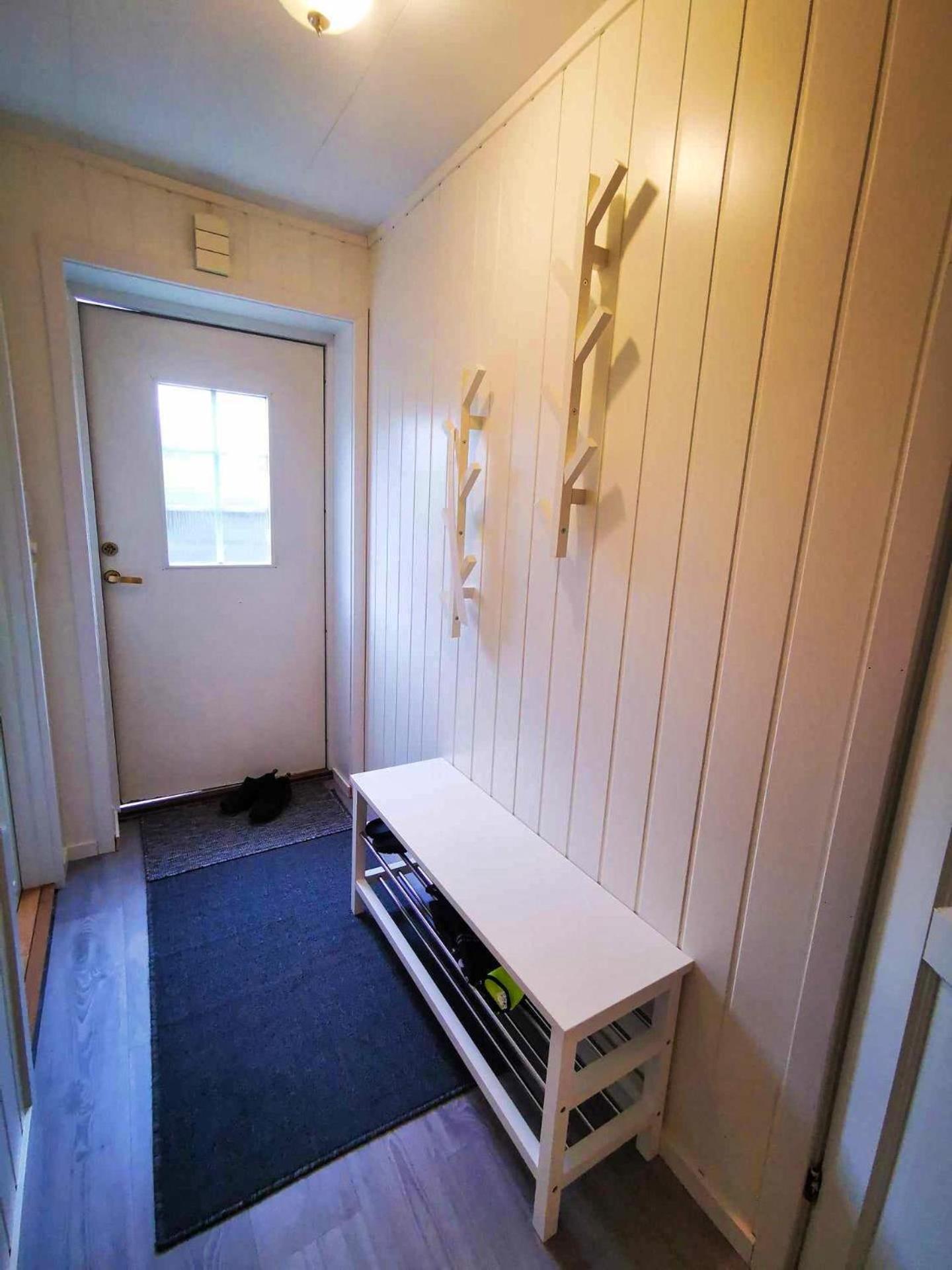 Apartment Modern 2 Bedroom Luxury King Bed, New Queen Bed, Free Parking, Perfect For Aurora Hunting And Exploring Kvaloya, Tromso, And Surrounding Islands Year-round *